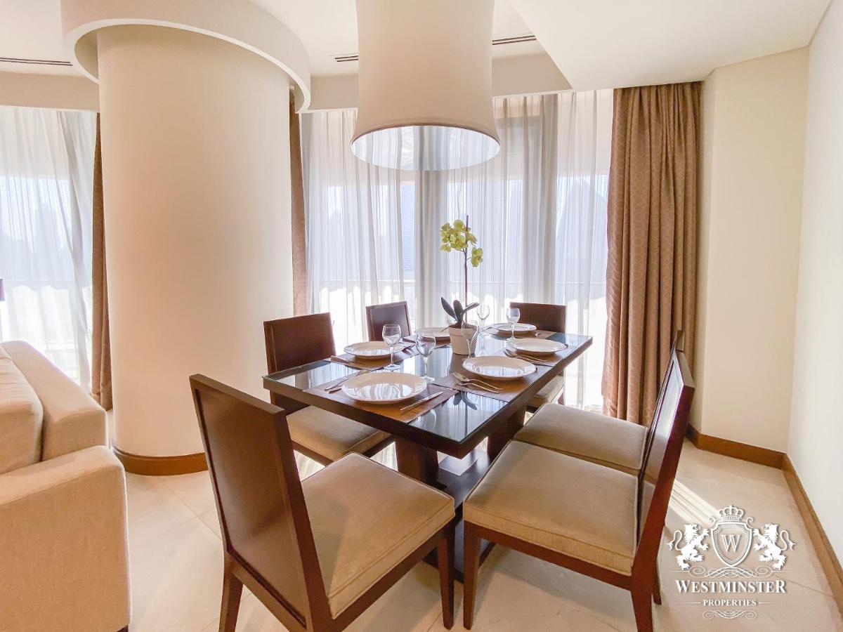 Westminster Dubai Mall מראה חיצוני תמונה A dining room